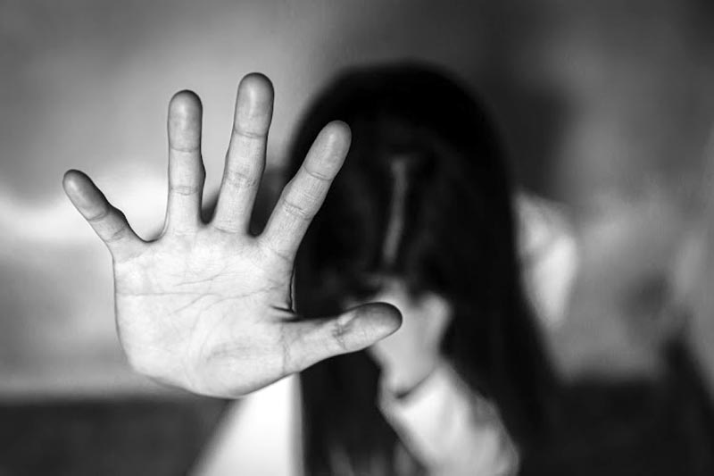 दोन तरुणींवर लैंगिक अत्‍याचार, एकीला घेऊन ओयो गाठले, दुसरीवर घरात जबरदस्ती, छत्रपती संभाजीनगरातील धक्कादायक घटना