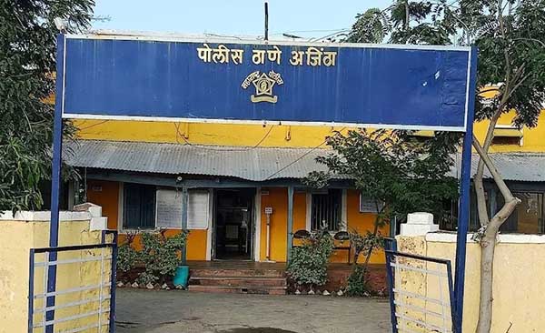 सिल्लोड तालुक्‍यात अजिंठा पोलिसांची कामगिरी, अवैध वाळू वाहतुकीचे ट्रॅक्‍टर पकडले, साडेतीन लाखांची कारवाई