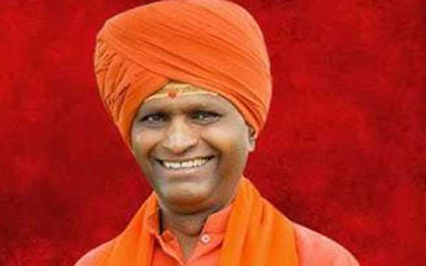 महंत रामगिरी महाराजांबद्दल आक्षेपार्ह पोस्ट टाकणाऱ्याविरुद्ध गंगापूरमध्ये गुन्हा दाखल