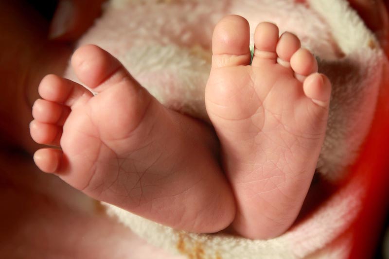 उस्मानपुऱ्यात आढळलेल्या अर्भकप्रकरणी महिनाभराने गुन्हा दाखल, चेंबरमध्ये आढळले होते स्त्री जातीचे मृत बाळ