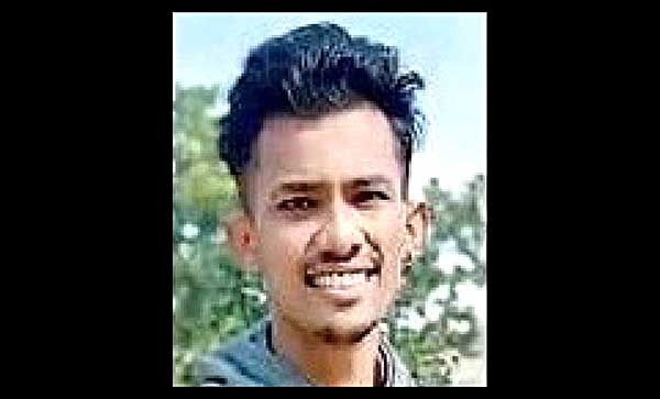 कर्जबाजारीपणाचा फास : पित्याच्या आत्महत्येच्या ५ महिन्यांतच मुलानेही केली आत्महत्या!, सोयगाव हादरले, बँकवाले वेठीस धरत होते का, याचा तपास होण्याची गरज