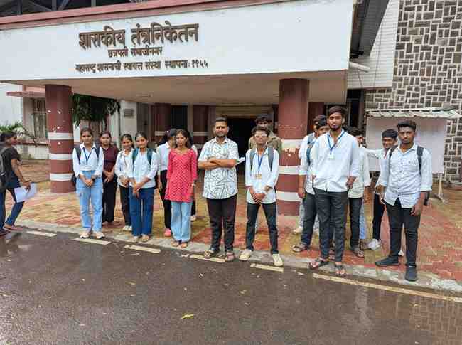 छ. संभाजीनगरमध्ये अडीचशेच्यावर पॉलिटेक्निक विद्यार्थ्यांच्या शैक्षणिक भवितव्यावर संकट!; कॅरिऑन किंवा ‘ओटीओ’साठी साकडे
