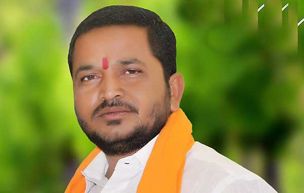 संशयित अरुण गव्हाडच्या पाठिशी उद्धव ठाकरे गट राहणार ठाम!; शहरभर संताप तरी डोक्यावर राहणार हात, ठाकरे गटाच्या दुटप्पी भूमिकेमुळे तीव्र असंतोष
