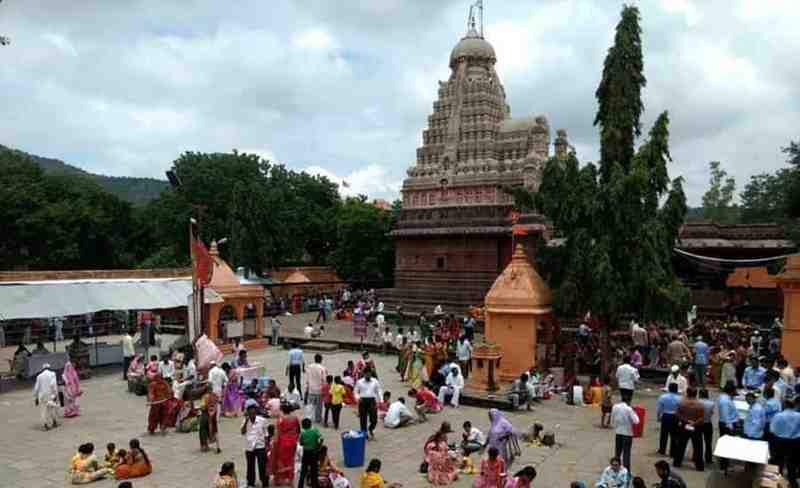घृष्णेश्वराचे तत्‍काळ दर्शन घडवणारे 'हे' ५ भामटे पोलिसांनी शोधले! शेख सिकंदर, समत खान, सरवर शेख, शांतीलाल ढिवरे, सय्यद इम्रान यांच्याविरुद्ध गुन्हा दाखल, भाविकांची करायचे लूट