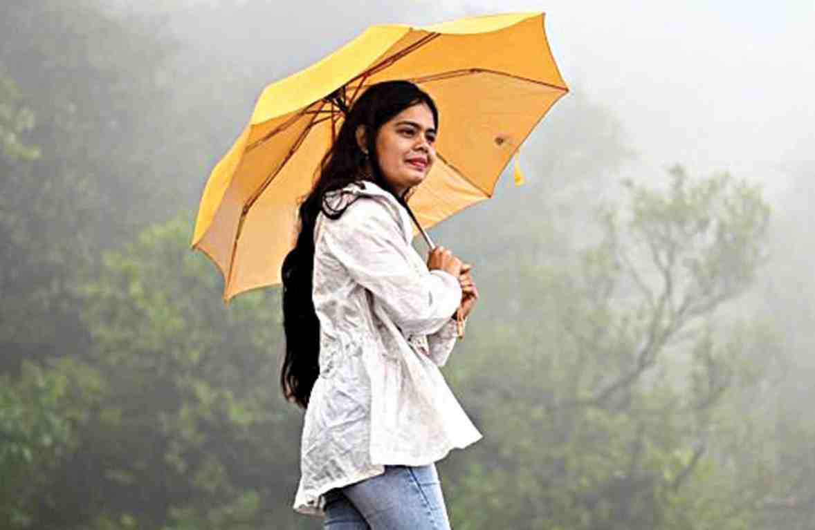 पावसाळ्यात ब्युटी डाएट प्लॅन फॉलो करा अन् कियारासारखे सौंदर्य मिळवा...