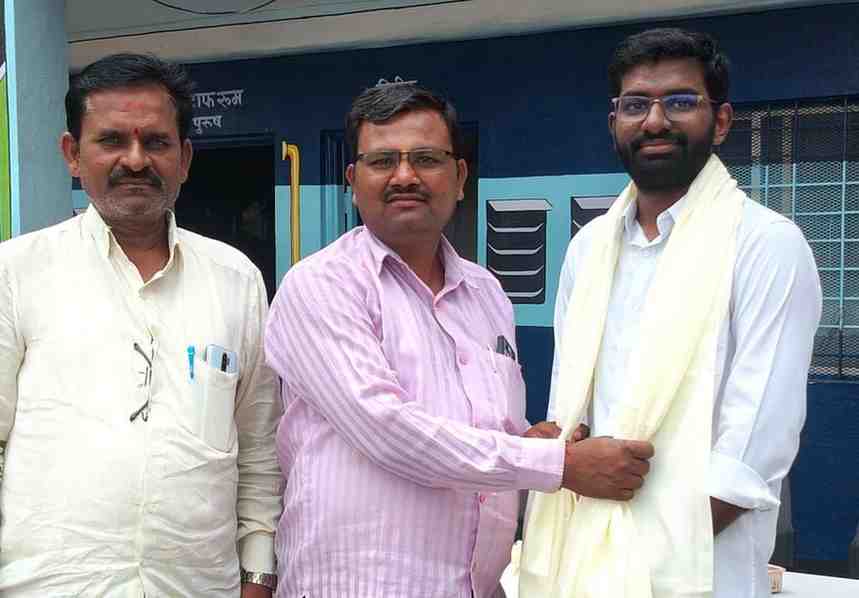 EXCLUSIVE : वडिलांच्या घामाचं फळ... लाडसावंगीच्या सौरभला शिकतानाच मिळालं १५ लाखांचं पॅकेज!; आयटी इंजिनिअरिंग करतोय, मल्टिनॅशनल आयटी कंपनीने दिली ऑफर!!