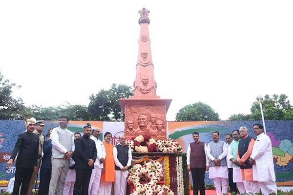 छत्रपती संभाजीनगर इलेक्ट्रिक वाहनांसाठी देशाची राजधानी बनतेय : मुख्यमंत्री देवेंद्र फडणवीस; अतिवृष्टीग्रस्तांच्या पाठिशी शासन ठाम असल्याची दिली ग्वाही!!