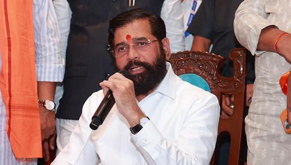 छ. संभाजीनगरात मंत्र्यांचा प्रोटोकॉल, नागरिकांचे हाल!; बंदोबस्तातील पोलीस अधिकाऱ्यांकडून महिला वकिलासोबत गैरवर्तन!!