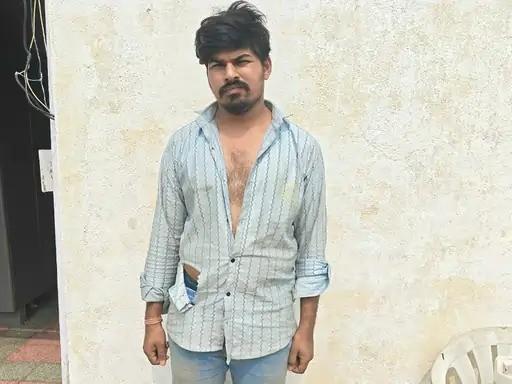 आश्चर्यम्‌... मध्यप्रदेशच्या राजगडमध्ये कार नदीत कोसळली... कारमध्ये होता भाजप नेतापूत्र… १० दिवस यंत्रणा शोधत होती, तो सोयगावच्या फर्दापुरात आढळला...