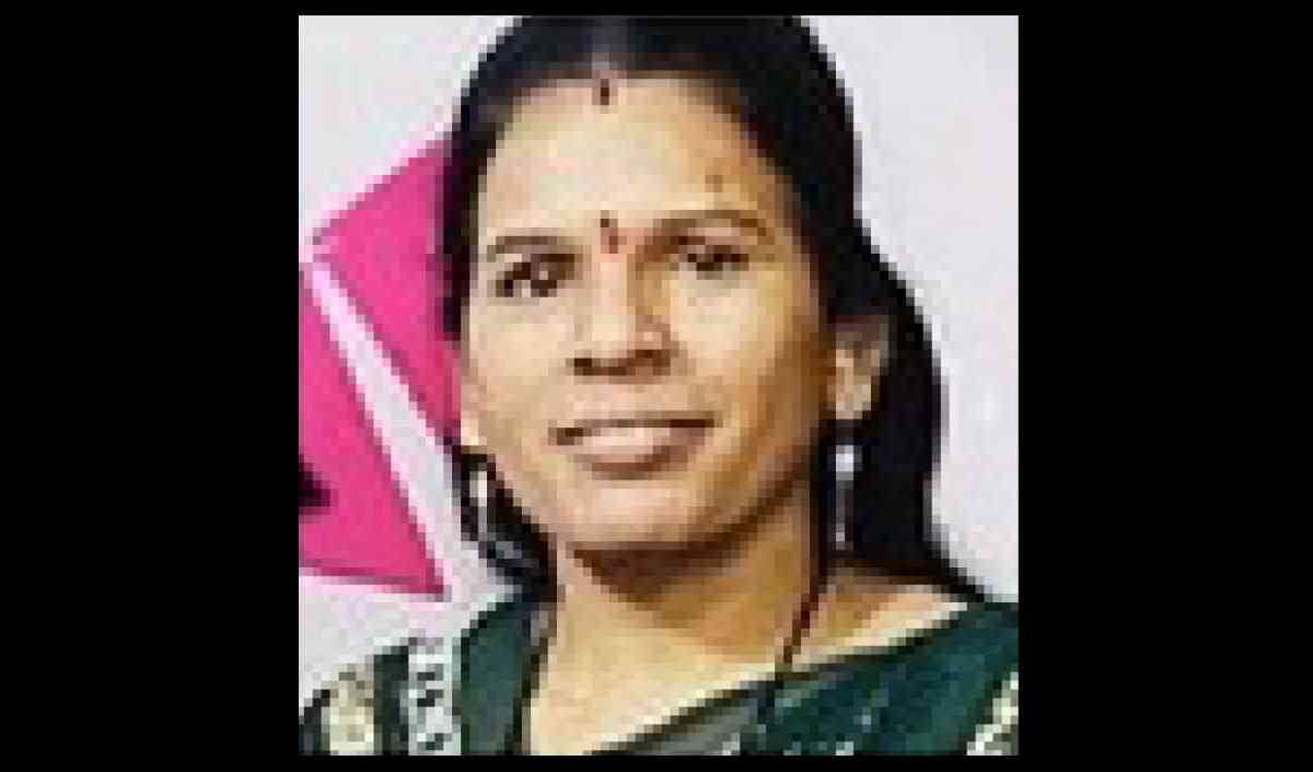 दांडिया खेळताना हार्टॲटॅकने महिलेचा मृत्‍यू; लासूरस्टेशनची घटना