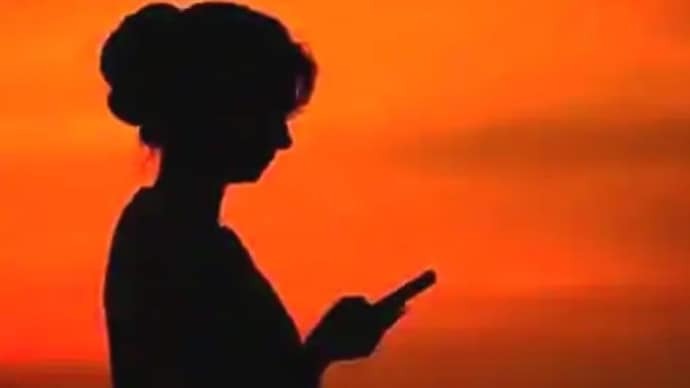 मोठी बातमी : ‘जोया’ने हनी ट्रॅपमध्ये अडकवले, ३ साथीदारांनी बेदम मारहाण करत व्यापाऱ्याला १ लाखाने लुटले, मारहाणीचा व्हिडीओ व्हायरल न करण्यासाठी मागितले ५ लाख, सिडको एमआयडीसीतील धक्कादायक घटना