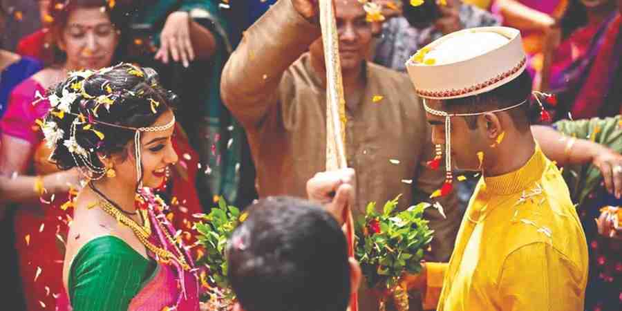 Jyotish : लग्न रेषा तुमच्या लग्नाबद्दलची ही मोठी रहस्ये उघड करते, तुमच्या रेषेचे रहस्य जाणून घ्या...
