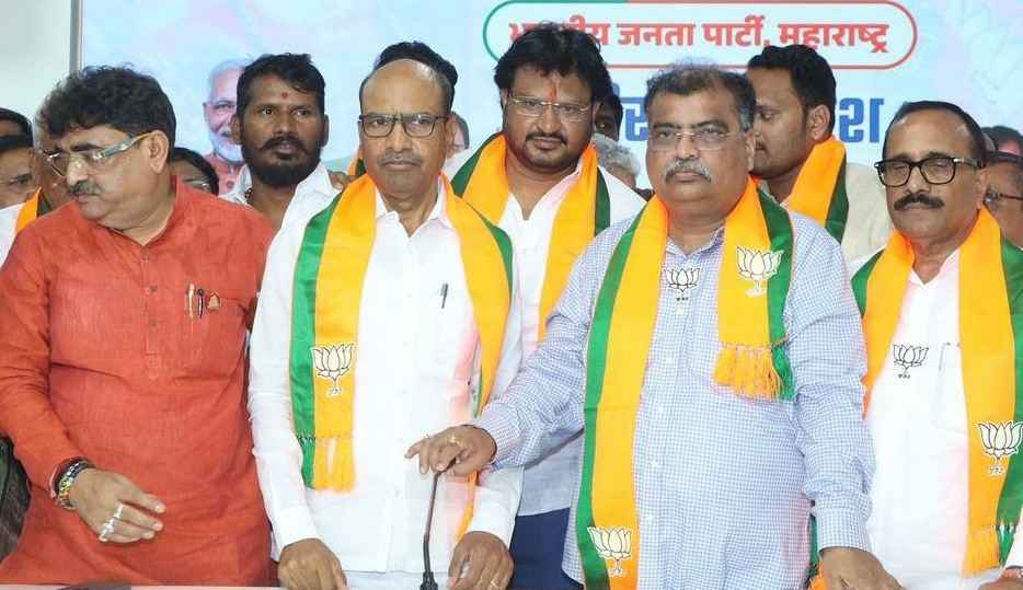 एम. के. देशमुखांच्या भाजप प्रवेशाने डॉ. कराड, शितोळे नाराज?, शिक्षक मतदारसंघात उमेदवारी देणार असल्याच्या चर्चेने इच्‍छुकांच्या पोटात गोळा!