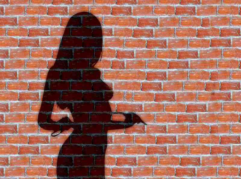 State News : आयुर्वेदिक सेंटरच्या नावाखाली पुण्यात फोफावलाय अनैतिकतेचा बाजार!; मसाज सुरू करताच तरुणीकडूनच होते विचारणा...