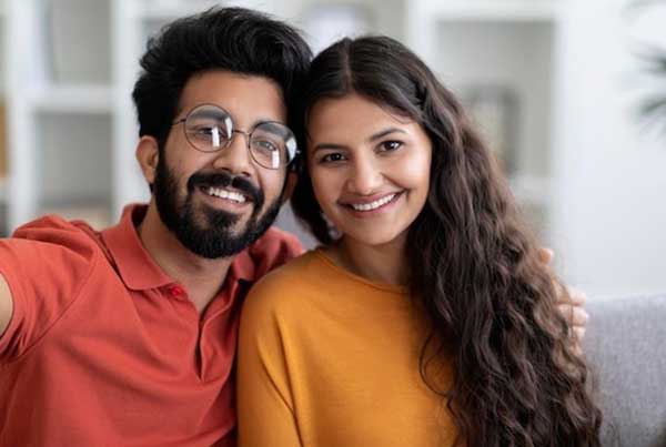 पती-पत्नीने त्यांच्या बेडरूममध्ये करावेत ५ बदल, वैवाहिक जीवन आनंदाने भरून जाईल... नात्यातील जवळीक वाढेल!