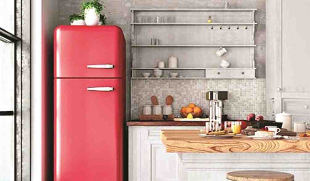 Tech News : रेफ्रिजरेटरच्या वर नका ठेवू वस्तू!