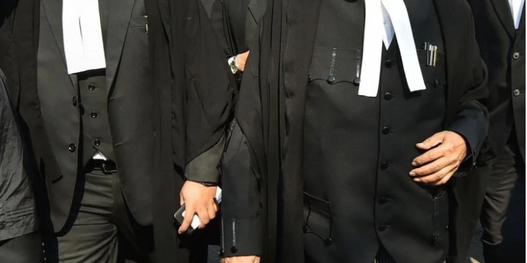 सोमवारी सर्व वकील कोर्ट कामकाजापासून राहणार अलिप्त