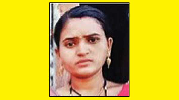 २ लाखांसाठी इतके छळले, की २२ वर्षांच्या राधाने शेततळ्यात उडी घेऊन केली आत्‍महत्‍या, पैठण तालुक्‍यातील खळबळजनक घटना