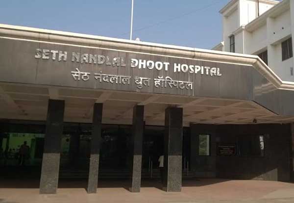 खळबळजनक : छत्रपती संभाजीनगरमध्ये धूत हॉस्पिटलच्या ICU मधून रुग्णाची सोन्याची अंगठी गेली चोरीला!, स्टाफपैकीच कुणीतरी चोरल्याची शंका..., रुग्णालयाची भूमिका संशयास्‍पद