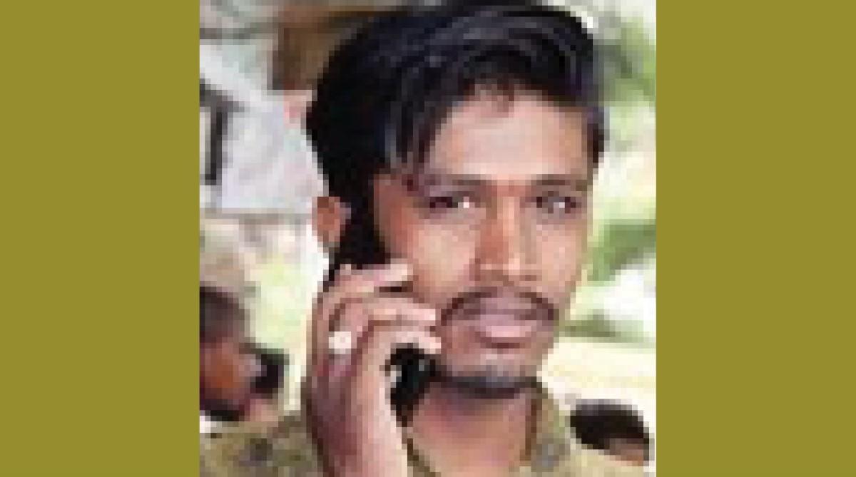 पिकअप वाहनाच्या पाइपला गळफास घेऊन चालक तरुणाची आत्‍महत्‍या, कन्नड तालुक्यातील खळबळजनक घटना