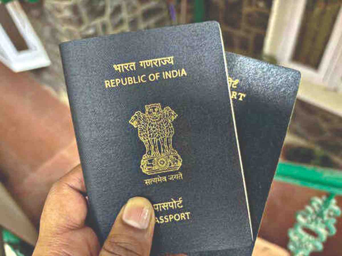 हाय-टेक चिप असलेला पासपोर्ट कसा मिळेल? संपूर्ण प्रक्रिया जाणून घ्या...