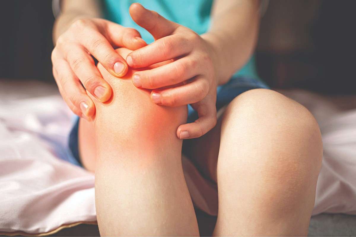 मुलांनाही होऊ शकतो संधिवाताचा त्रास!; या गोष्टी वाढवतात बालपणात धोका!