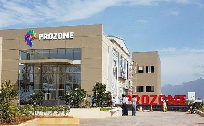 बदनाम ‘मुन्नी’ने भेदली प्रोझोन मॉलची सुरक्षा!