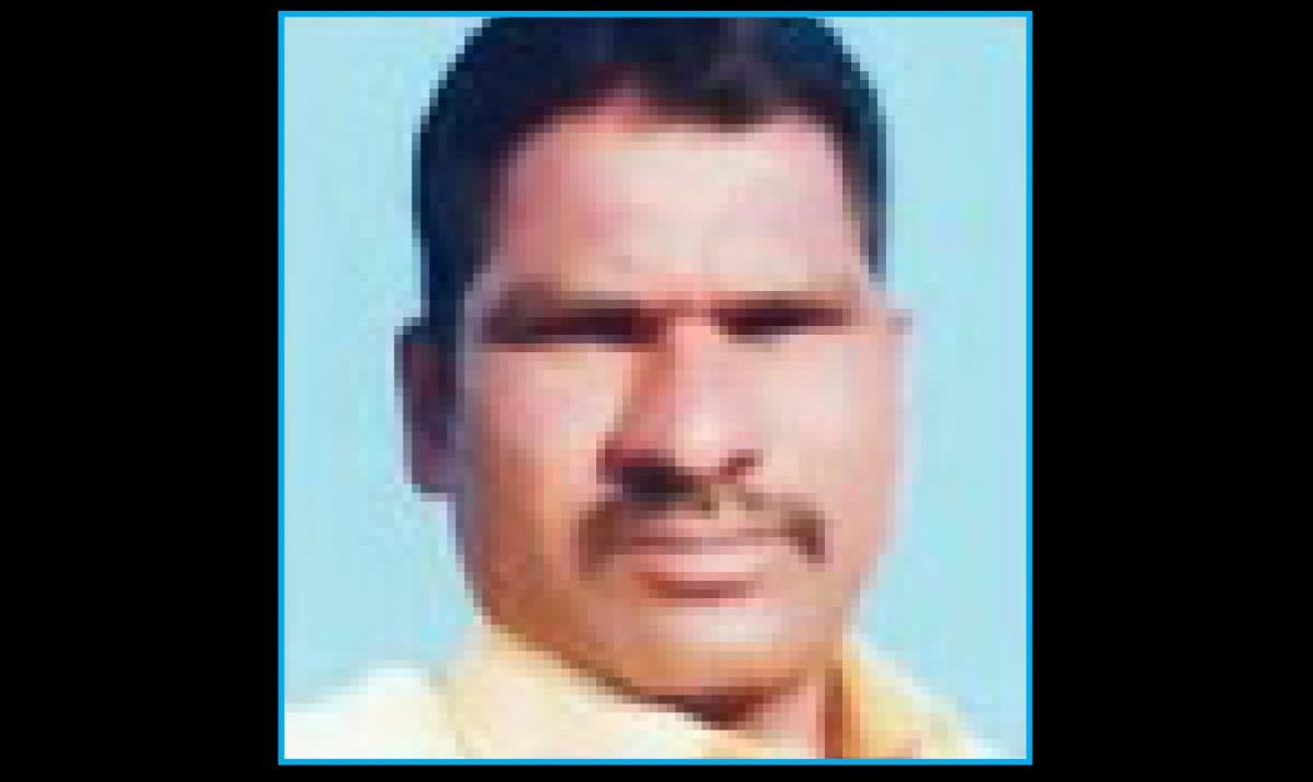 नापिकीमुळे शेतकऱ्याने शेतातच उचलले टोकाचे पाऊल, सिल्लोड तालुक्यातील हृदयद्रावक घटना