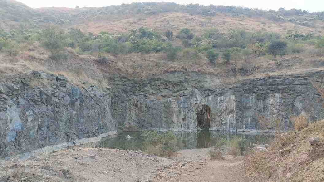 गौणखनिज माफियांविरुद्ध तहसीलदार डॉ. बिडवे यांची आक्रमकता वास्तवात उतरणार का?