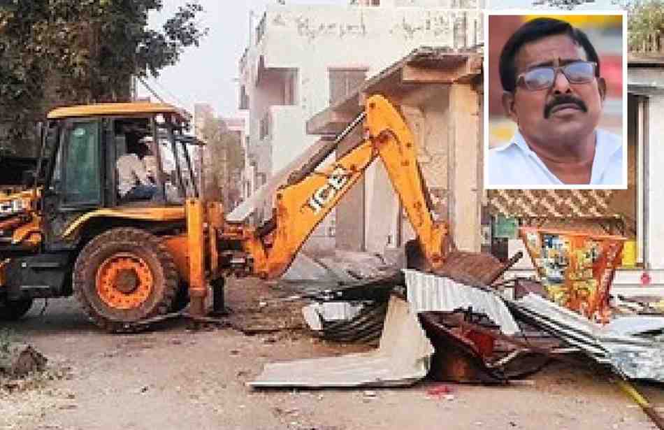 ओव्हरगाव मर्डर केस : मारेकऱ्यांच्या दुकानांवर ग्रामपंचायतीने घातला बुलडोझर!