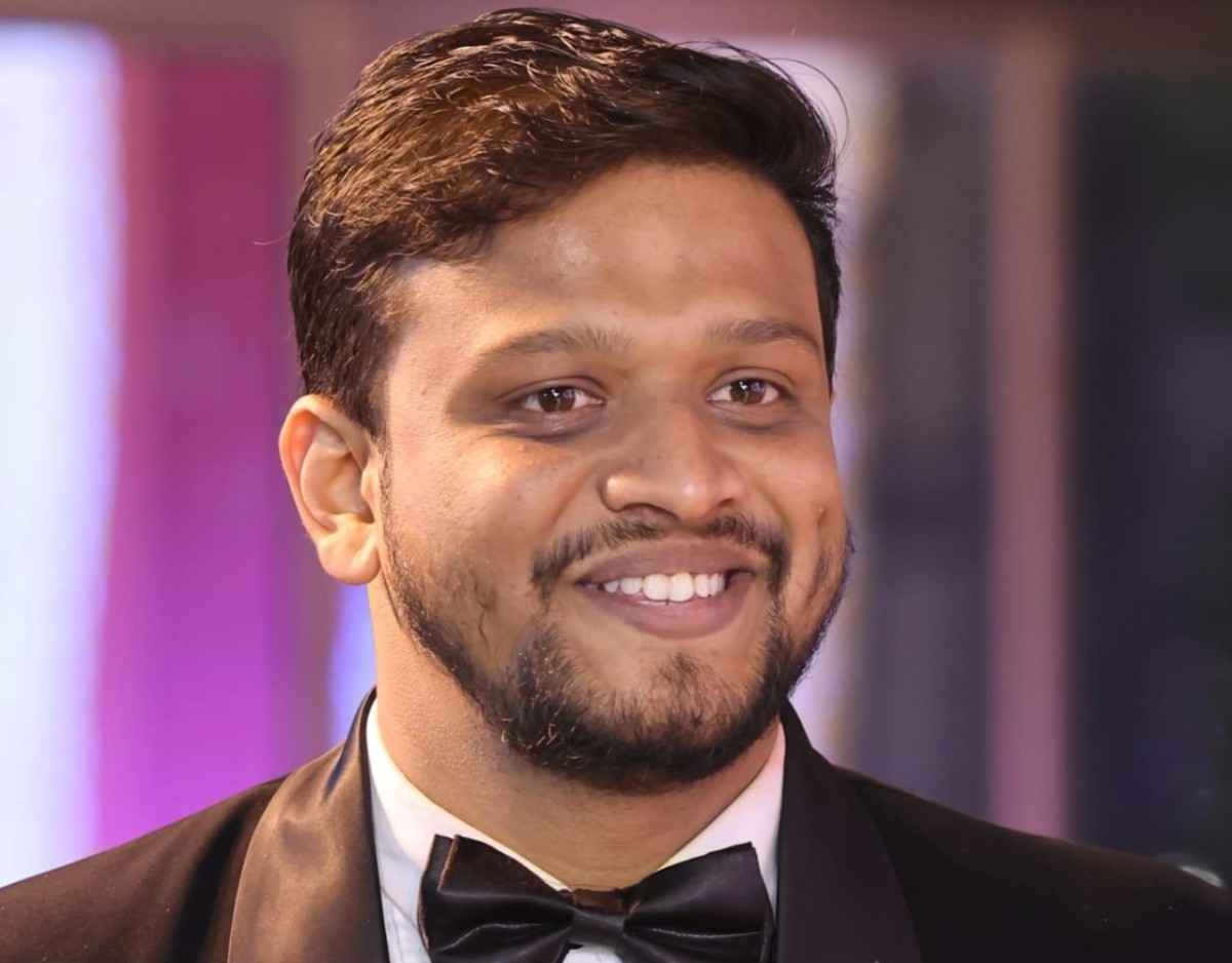 धुलिवंदन : प्रख्यात त्वचारोग तज्ञ डॉ. तुषार गोंधणे यांनी केले शहरवासियांना अलर्ट, म्हणाले, रासायनिक रंगांपासून सावध राहा!