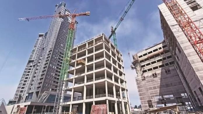 छत्रपती संभाजीनगरच्या २३ हून अधिक बिल्डर अन्‌ ३० प्लॉटिंग व्यावसायिकांचे ‘प्रोजेक्ट’ गोत्यात!, नियम डावलल्याने ‘म्हाडा’कडून कारवाई