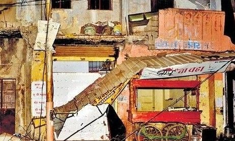 २० विद्यार्थी राहत असलेल्या इमारतीचा भाग कोसळला!, छत्रपती संभाजीनगरमध्ये धोकादायक इमारतींचा प्रश्न पुन्हा ऐरणीवर