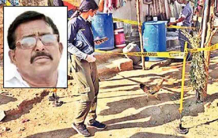 ११ गावगुंडांकडून घेरून माजी सरपंच दादा पठाण यांची निर्घृण हत्या, छत्रपती संभाजीनगरजवळील ओव्हरगावातील थरार, जमिनीच्या वादातून संचारले कौर्य