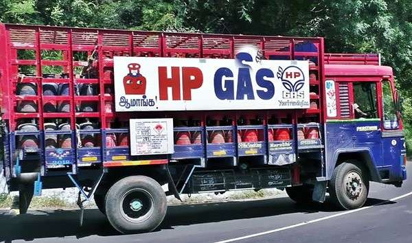 सिलिंडर भरलेला एचपी गॅसचा ट्रकच नारेगावमधून लांबवला...