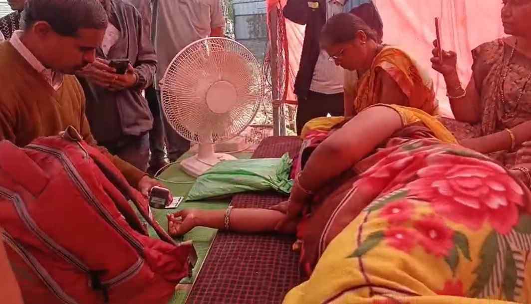 ३ दिवसांपासून पोटात अन्न-पाण्याचा कण नाही, वडगाव कोल्हाटीत उपोषणकर्त्या महिलांची प्रकृती बिघडली, डॉक्टर म्हणाले, उद्या आणखी बिकट होईल स्थिती...