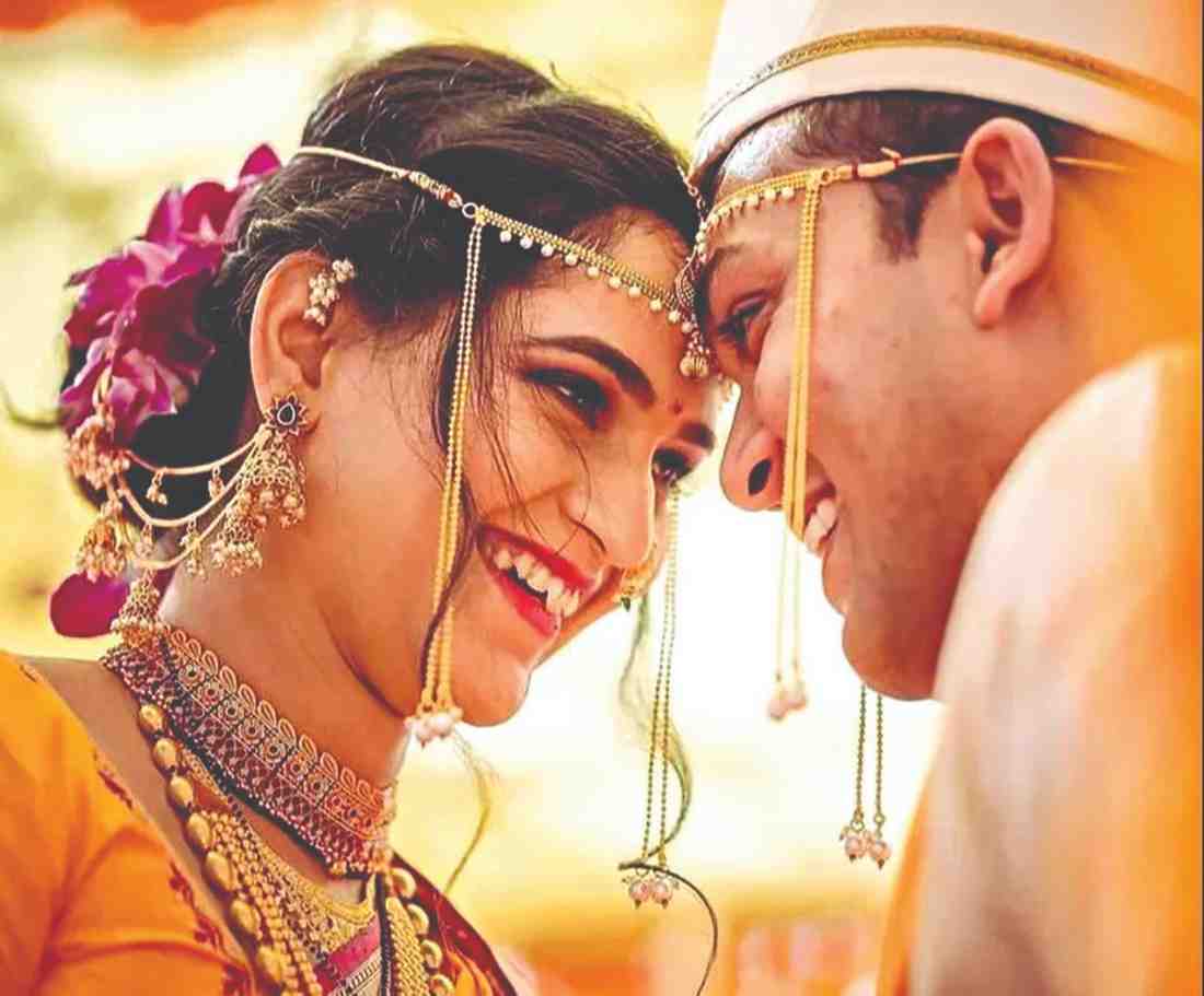 तळहातावरची लग्नरेषा सांगते, लव्ह मॅरेज असेल की ॲरेंज, जोडीदार कसा असेल, लग्न किती होणार?