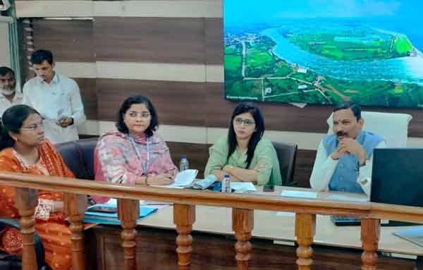 जिल्हाधिकाऱ्यांनी घेतला नाथषष्ठी यात्रोत्सवाच्या तयारीचा आढावा!