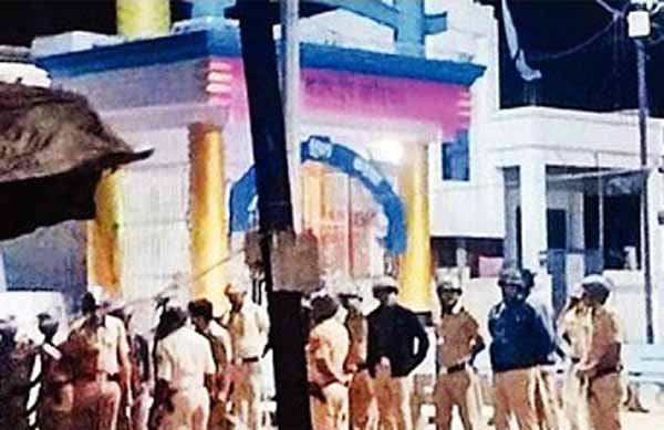 स्पॉट रिपोर्ट : अंभई दंगलप्रकरणी २०६ जणांविरुद्ध गुन्हा दाखल, १३ जणांना अटक