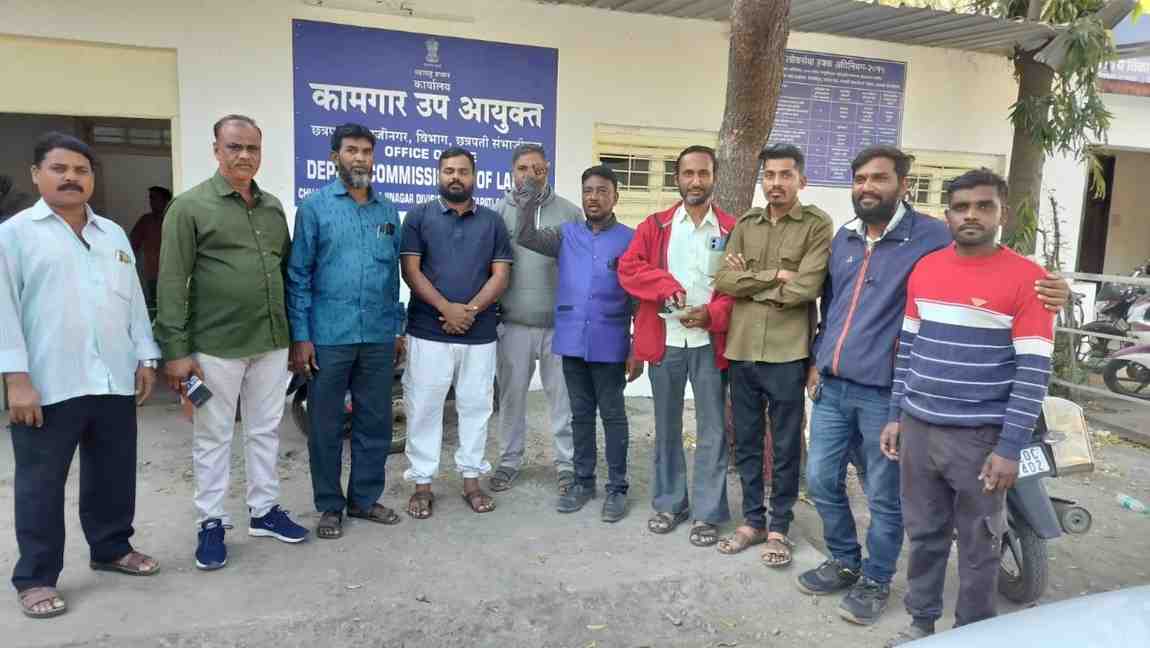 अर्ज-निवेदने, आंदोलने, कचरा कोंडीचा इशारा... आता महापालिकेच्या कंत्राटी कामगारांचा कायदेशीर लढा सुरू!; महापालिका वठणीवर येणार?