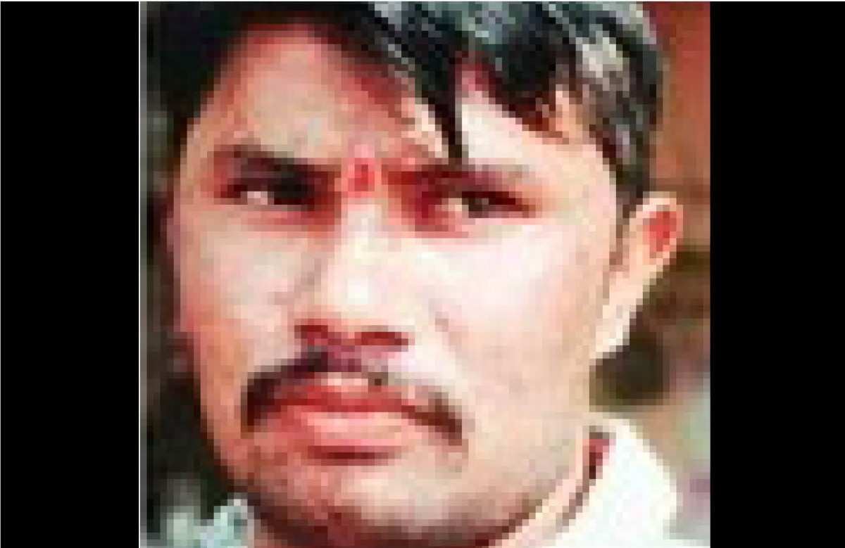 मळणीयंत्रात अडकून ३० वर्षीय शेतकऱ्याचा जागीच मृत्यू, उंडणगाव शिवारातील घटना