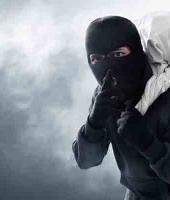 मंजूरपुऱ्यातील ‘बॉस पब्लीक चॉईस’ रेडिमेड कपड्यांचे दुकान फोडले, चोरट्यांनी शर्ट-पँट नेले...