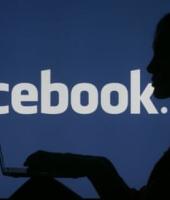 सामाजिक कार्यकर्तीच्या फेसबुक पोस्टवर अश्लील शिवीगाळीचा भडीमार, पोलिसांनी २३ जणांविरुद्ध केला गुन्हा दाखल, छत्रपती संभाजीनगरातील प्रकार