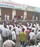 पैसे घेऊन तिकीट वाटप केल्याचा आरोप करत खा. कल्याण काळेंच्या जनसंपर्क कार्यालयात राडा, फुलंब्रीतील घटनेने जिल्ह्यात खळबळ, नक्की काय घडलं...