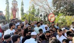 शहागंजमध्ये MIM ची दादागिरी; विरोधी पक्षनेता अब्दुल समीर यांच्यासह नगरसेवक, ४० कार्यकर्त्यांविरुद्ध गुन्हा दाखल