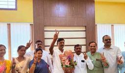 छत्रपती संभाजीनगर पंचायत समिती निवडणुकीत अंबादास दानवेंचा राडा, तरीही भाजपने फडकवला भगवा!; भाजप उमेदवाराची कॉलर पकडून माजवली दहशत