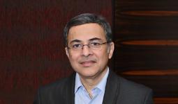 Good News : आंतरराष्ट्रीय कीर्तीचे रोबोटिक सांधेरोपण तज्‍ज्ञ डॉ. नरेंद्र वैद्य उद्या, १२ मार्चला छत्रपती संभाजीनगरात