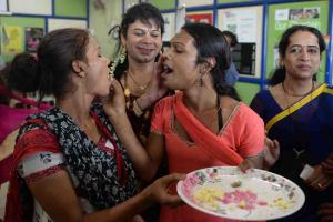 सर्वोच्च न्यायालयाने सुनावले : तृतीयपंथी देखील माणूसच... त्यांच्याशी भेदभाव चालणार नाही!