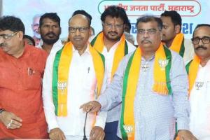 एम. के. देशमुखांच्या भाजप प्रवेशाने डॉ. कराड, शितोळे नाराज?, शिक्षक मतदारसंघात उमेदवारी देणार असल्याच्या चर्चेने इच्‍छुकांच्या पोटात गोळा!