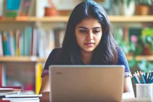 Edu News : ना क्लास, ना कोचिंग... घरबसल्या करा कोणत्याही परीक्षेची तयारी, होणार ७ मोठे फायदे